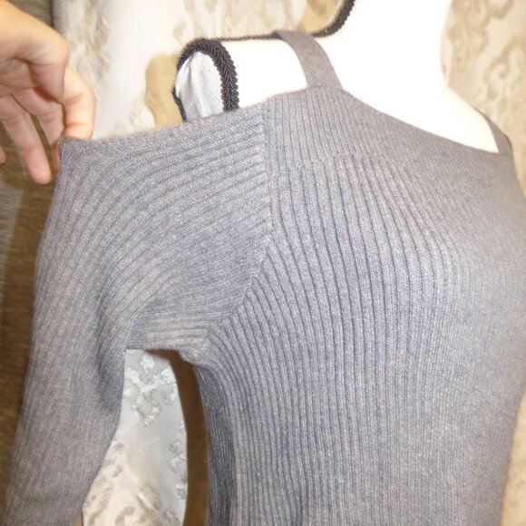 Bar‎ III Ribbed Cold-Shoulder Sweater, L, - Picture 3 of 9
